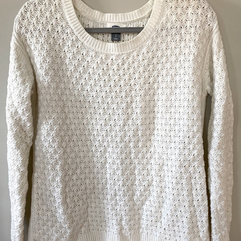 Old Navy White Sweater